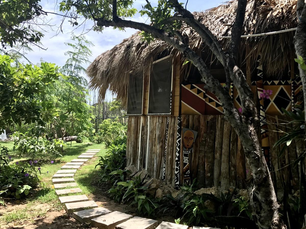 Villa Moringa Ingadi Treasure Beach Exterior foto